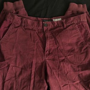 Aéropostale Maroon joggers!